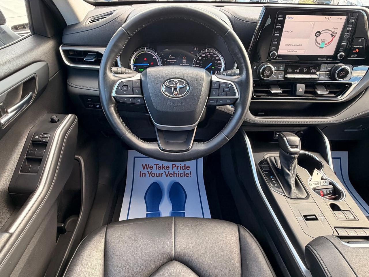 2022 Toyota Highlander HYBRID XLE Photo