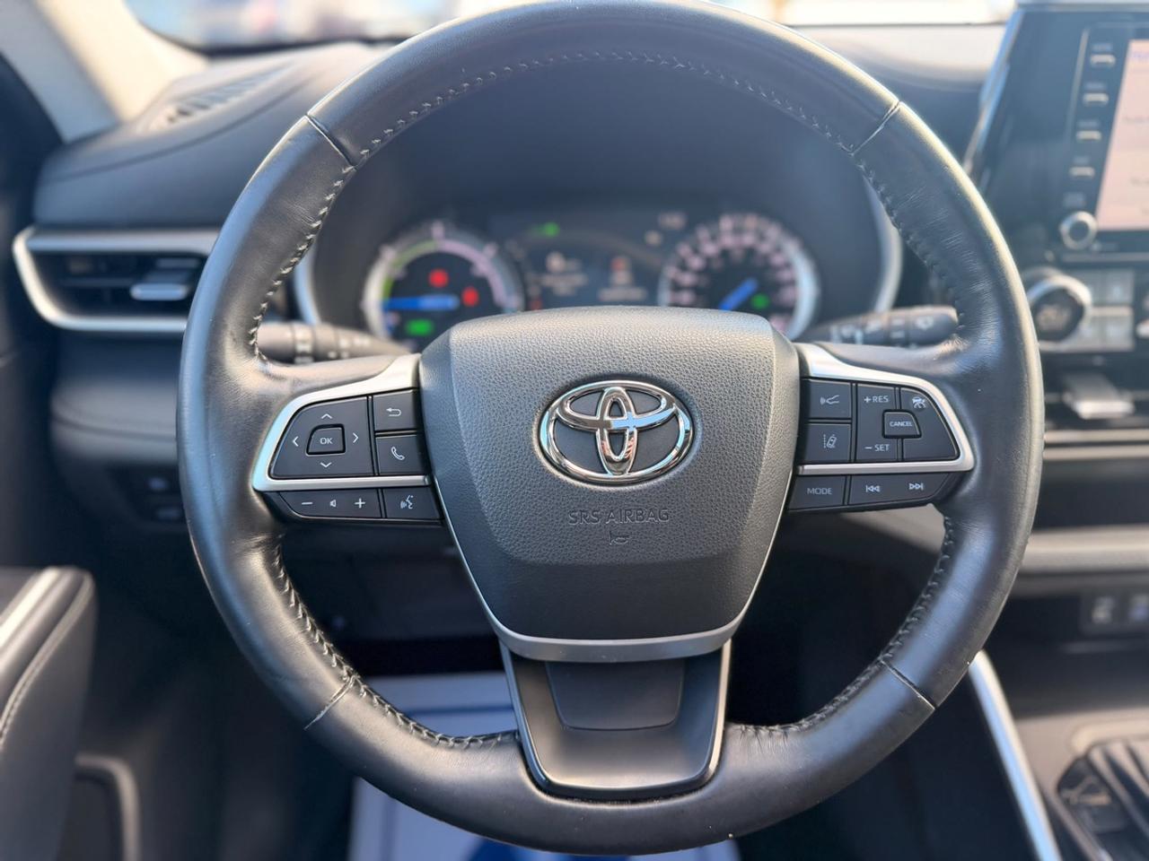 2022 Toyota Highlander HYBRID XLE Photo