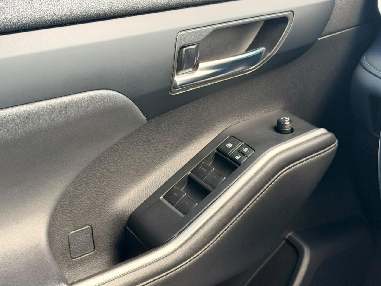 2022 Toyota Highlander HYBRID XLE Photo