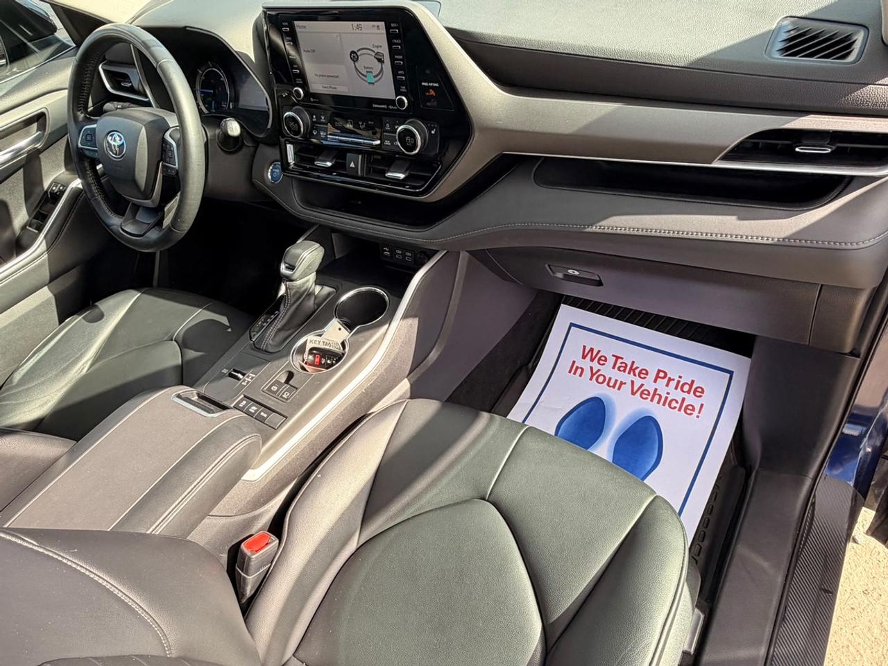 2022 Toyota Highlander HYBRID XLE Photo