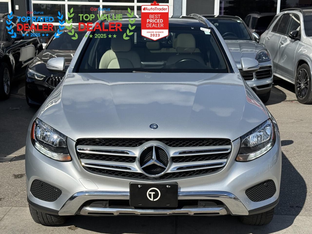 2017 Mercedes-Benz GLC PREMIUM PKG | MB SERVICED | AMBIENT LIGHTING | PANO | LOADED Photo