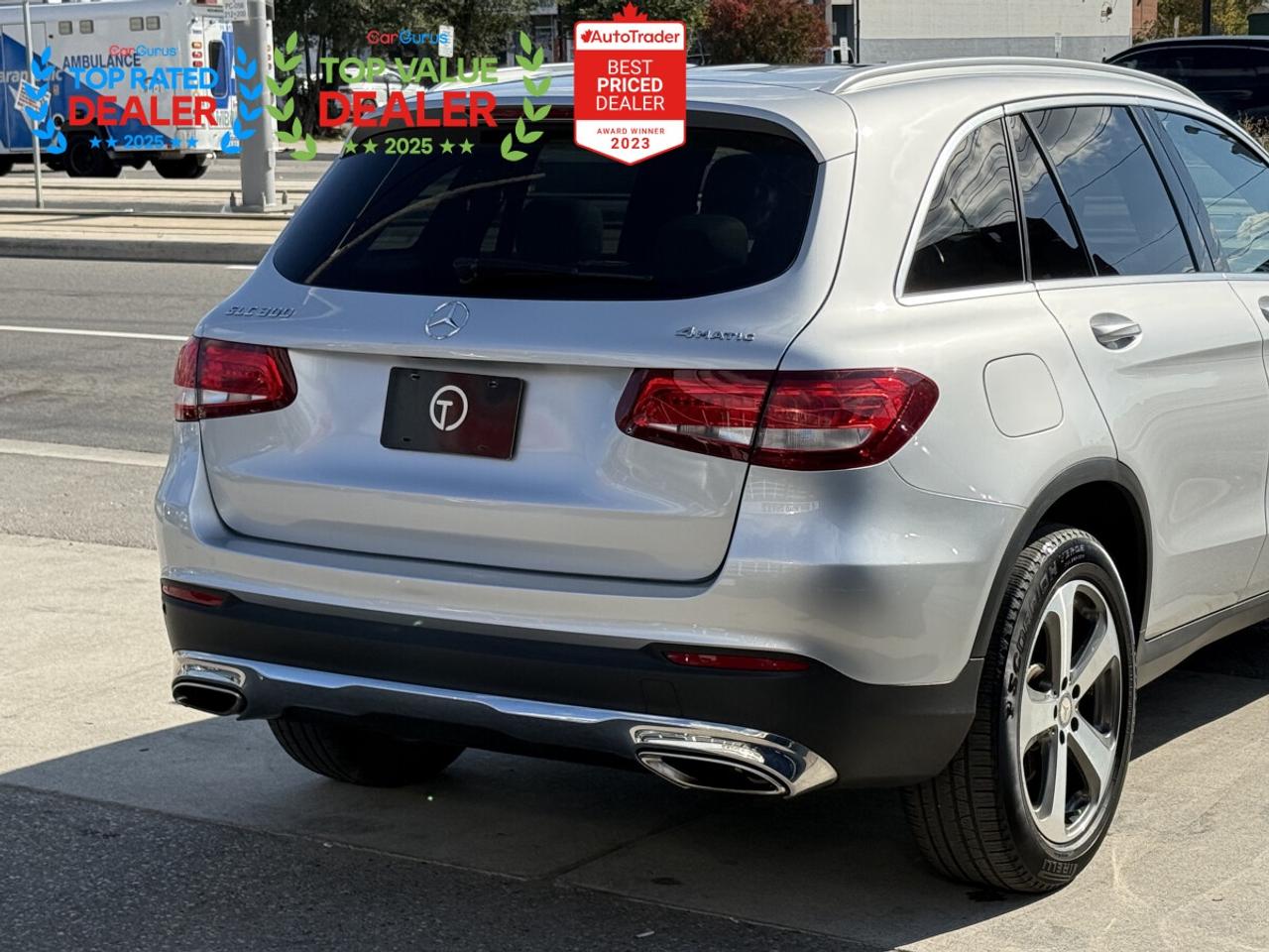 2017 Mercedes-Benz GLC PREMIUM PKG | MB SERVICED | AMBIENT LIGHTING | PANO | LOADED Photo