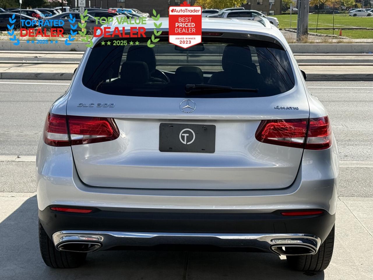 2017 Mercedes-Benz GLC PREMIUM PKG | MB SERVICED | AMBIENT LIGHTING | PANO | LOADED Photo