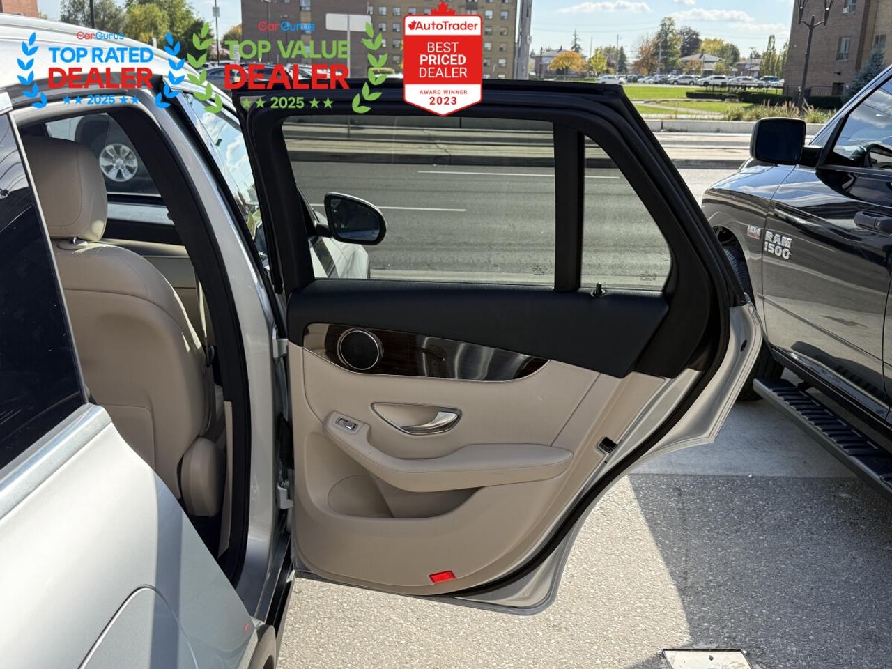 2017 Mercedes-Benz GLC PREMIUM PKG | MB SERVICED | AMBIENT LIGHTING | PANO | LOADED Photo