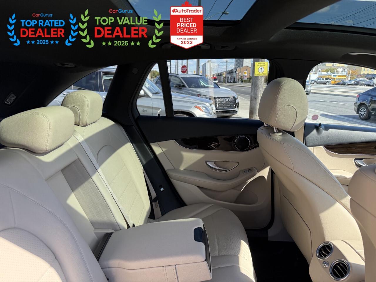 2017 Mercedes-Benz GLC PREMIUM PKG | MB SERVICED | AMBIENT LIGHTING | PANO | LOADED Photo