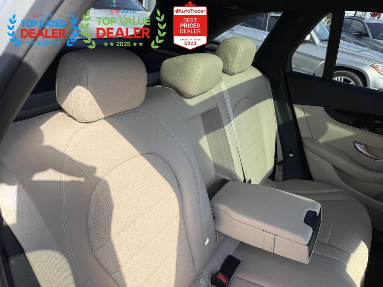 2017 Mercedes-Benz GLC PREMIUM PKG | MB SERVICED | AMBIENT LIGHTING | PANO | LOADED Photo