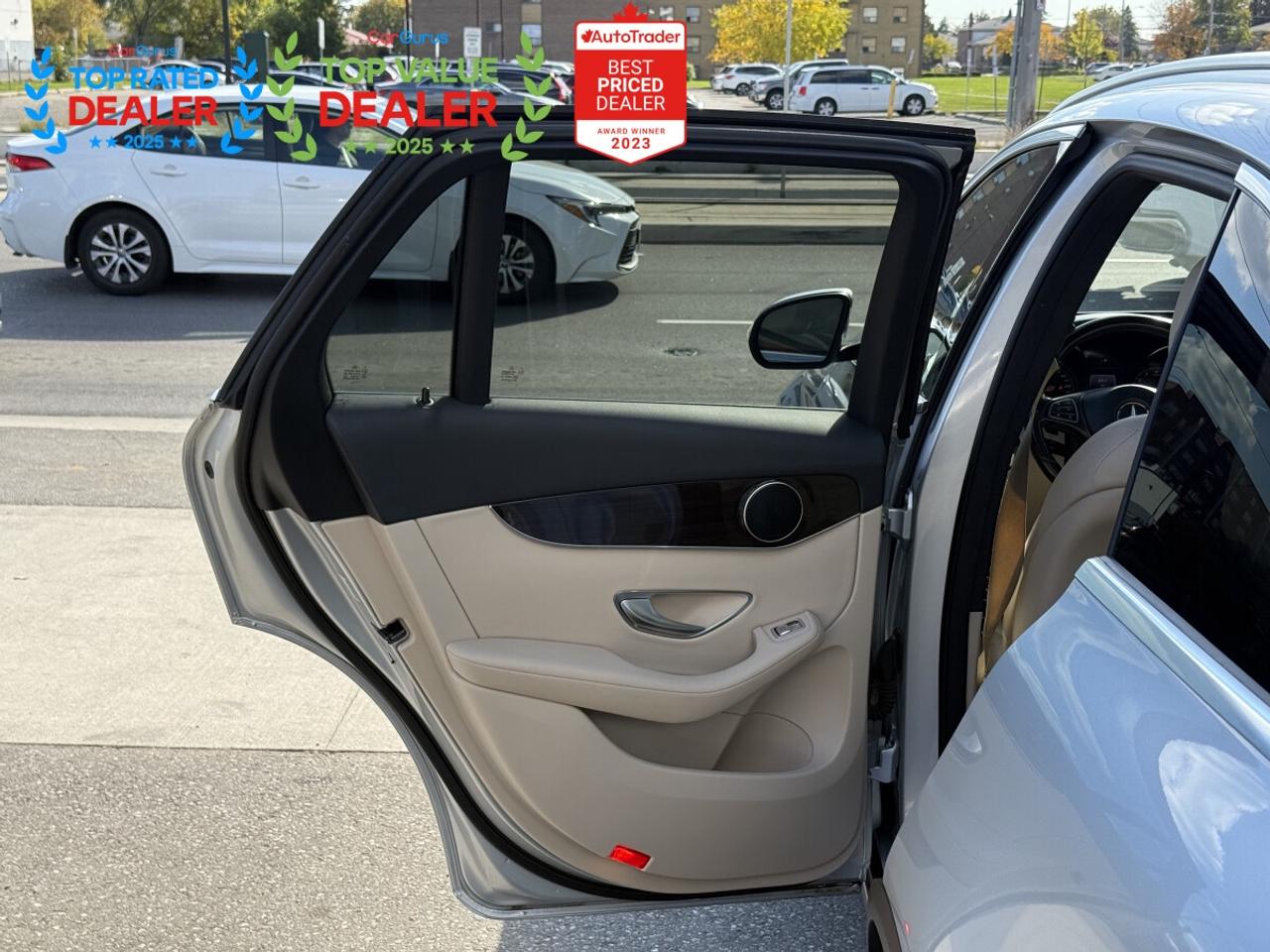 2017 Mercedes-Benz GLC PREMIUM PKG | MB SERVICED | AMBIENT LIGHTING | PANO | LOADED Photo