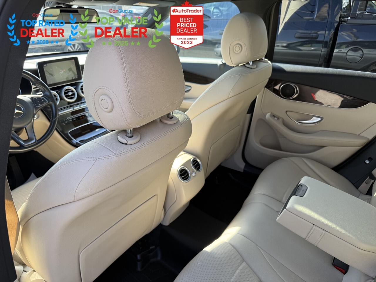2017 Mercedes-Benz GLC PREMIUM PKG | MB SERVICED | AMBIENT LIGHTING | PANO | LOADED Photo