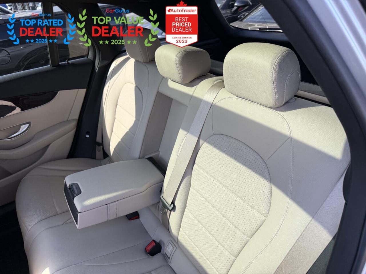 2017 Mercedes-Benz GLC PREMIUM PKG | MB SERVICED | AMBIENT LIGHTING | PANO | LOADED Photo