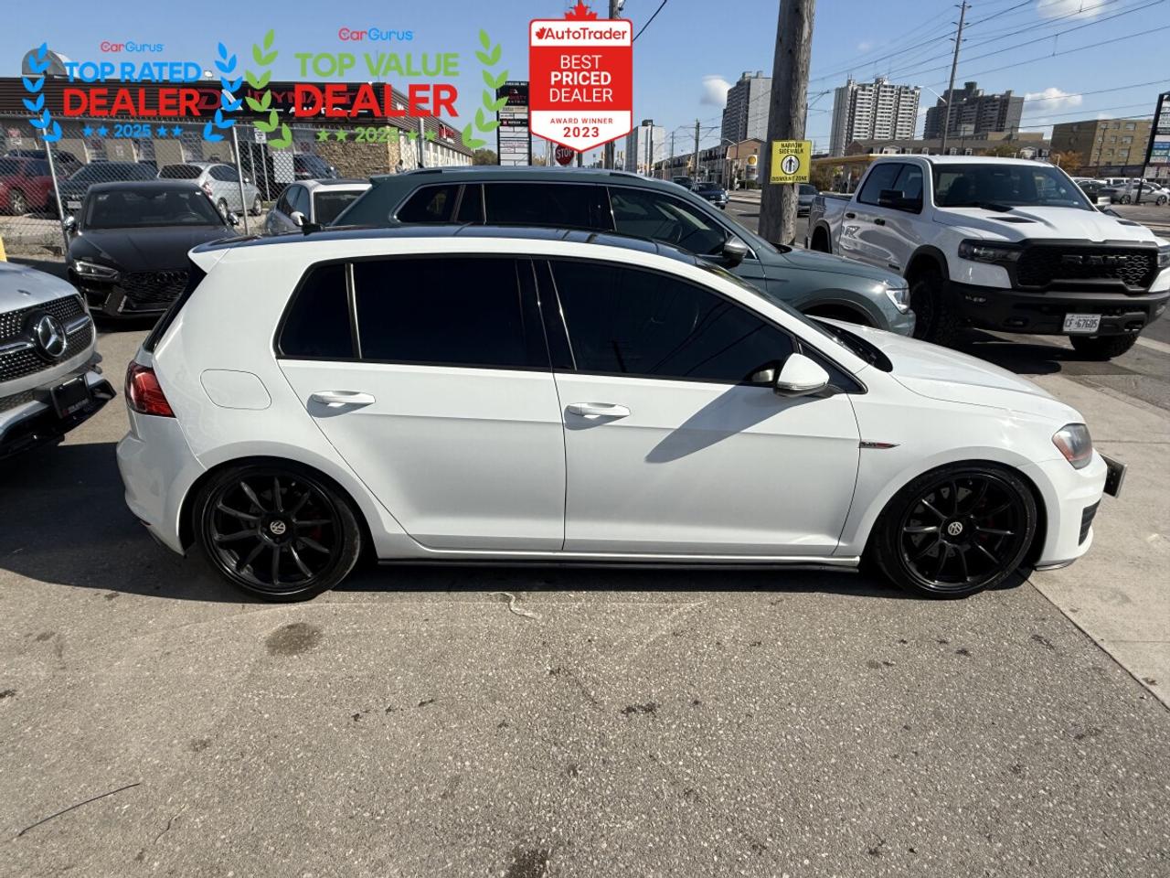 2015 Volkswagen Golf GTI SE | FENDER SPEAKERS | SUNROOF | REAR CAMERA | Photo