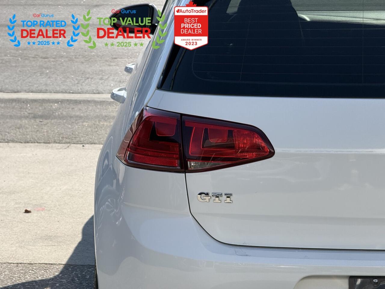 2015 Volkswagen Golf GTI SE | FENDER SPEAKERS | SUNROOF | REAR CAMERA | Photo