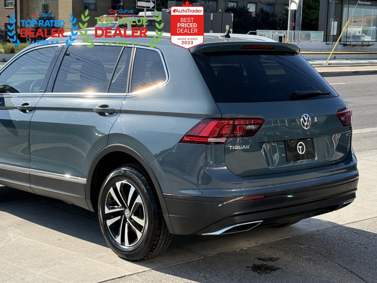 2020 Volkswagen Tiguan SE IQ DRIVE EDITION | RARE COLOR COMBO | CARPLAY | LOADED Photo