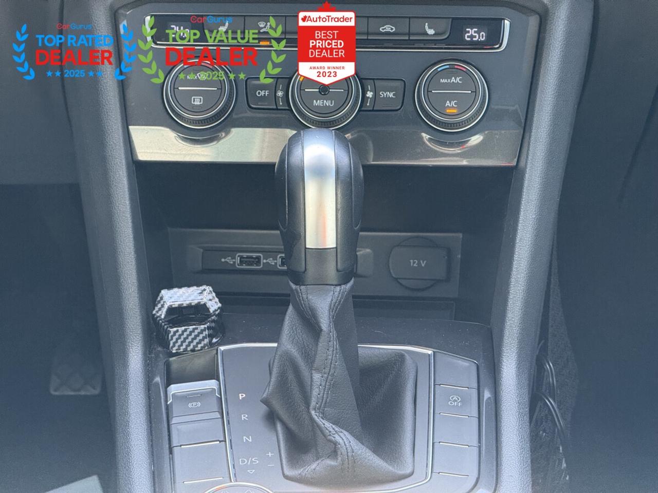 2020 Volkswagen Tiguan SE IQ DRIVE EDITION | RARE COLOR COMBO | CARPLAY | LOADED Photo