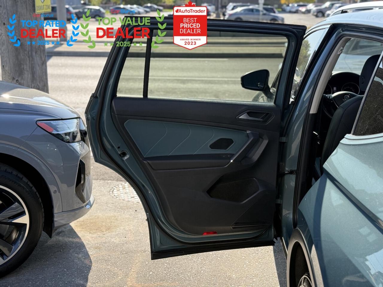 2020 Volkswagen Tiguan SE IQ DRIVE EDITION | RARE COLOR COMBO | CARPLAY | LOADED Photo