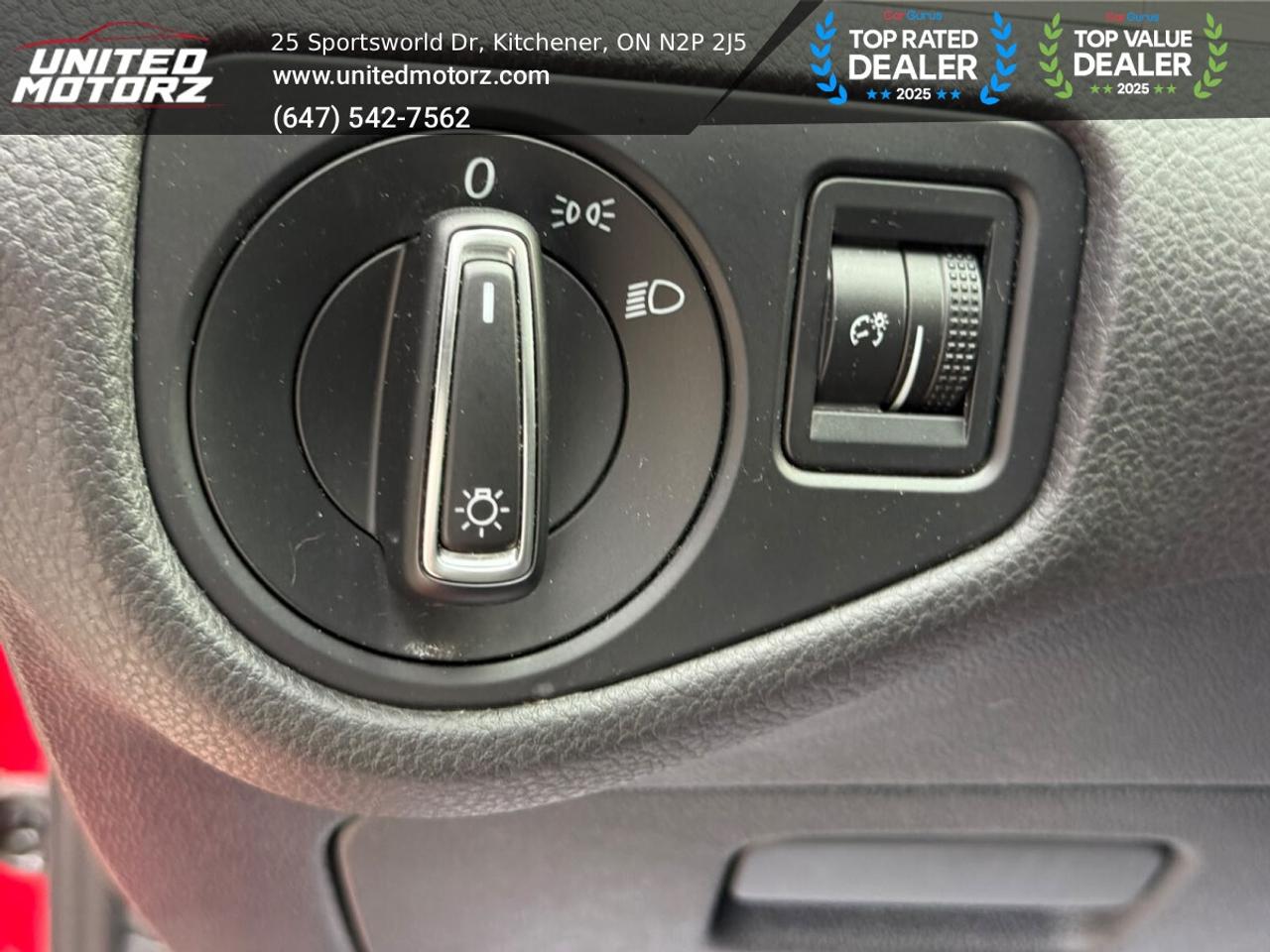 2016 Volkswagen Golf HB MAN 1.8 TSI HIGHLINE MANUAL FWD ~SAFETY CERTIFI Photo