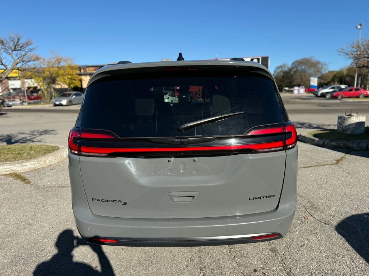 2025 Chrysler Pacifica Limited S Photo