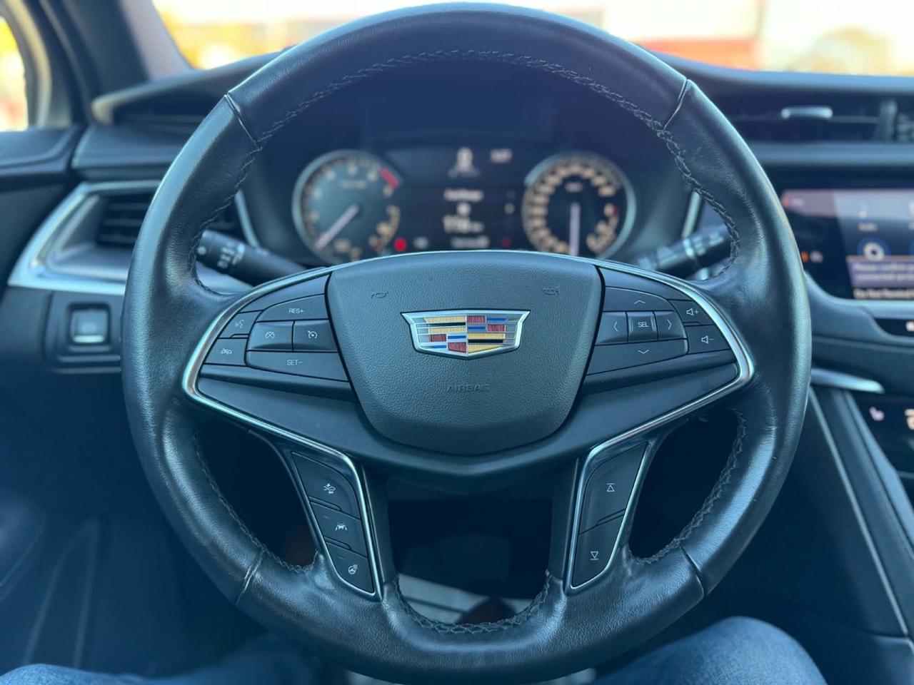 2023 Cadillac XT5 Luxury Photo