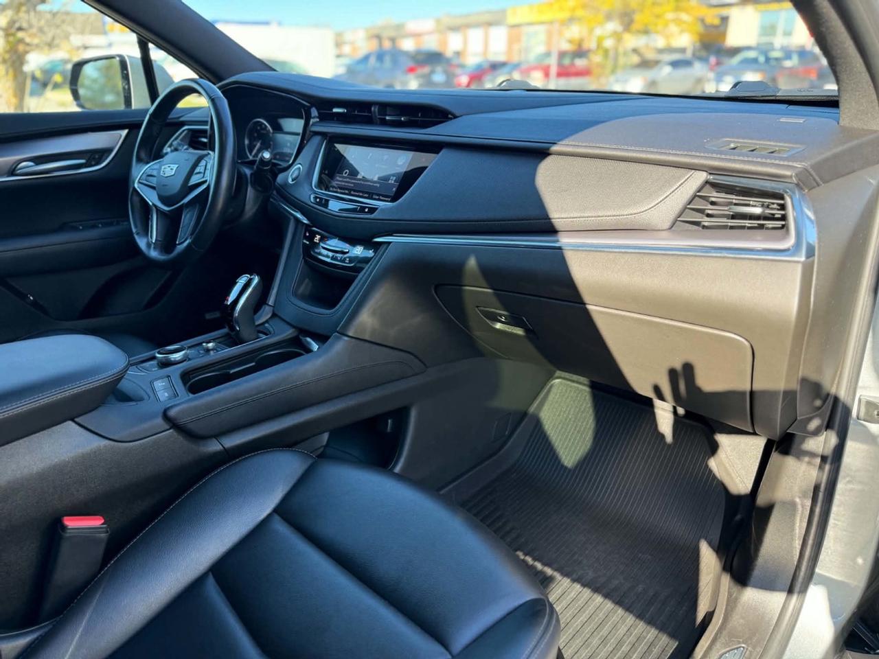 2023 Cadillac XT5 Luxury Photo
