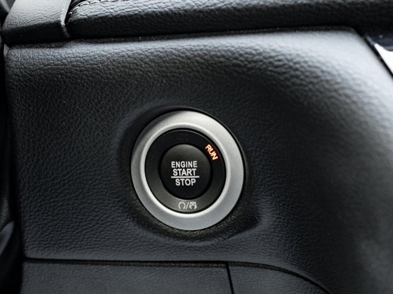 2022 Chrysler Pacifica Touring L Photo