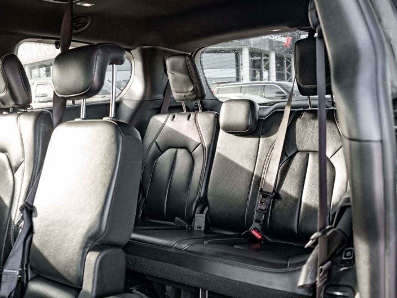 2022 Chrysler Pacifica Touring L Photo