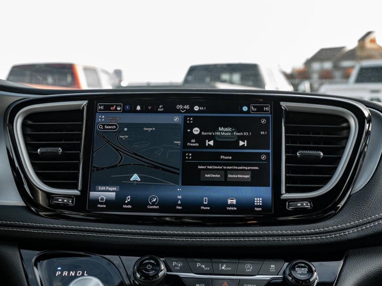 2022 Chrysler Pacifica Touring L Photo