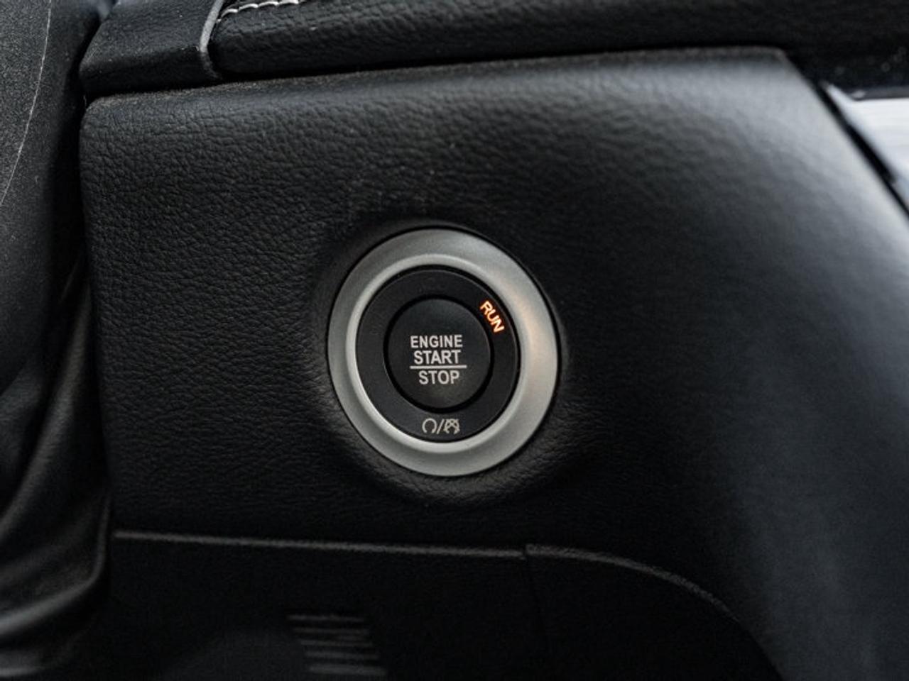 2022 Chrysler Pacifica Touring L Photo