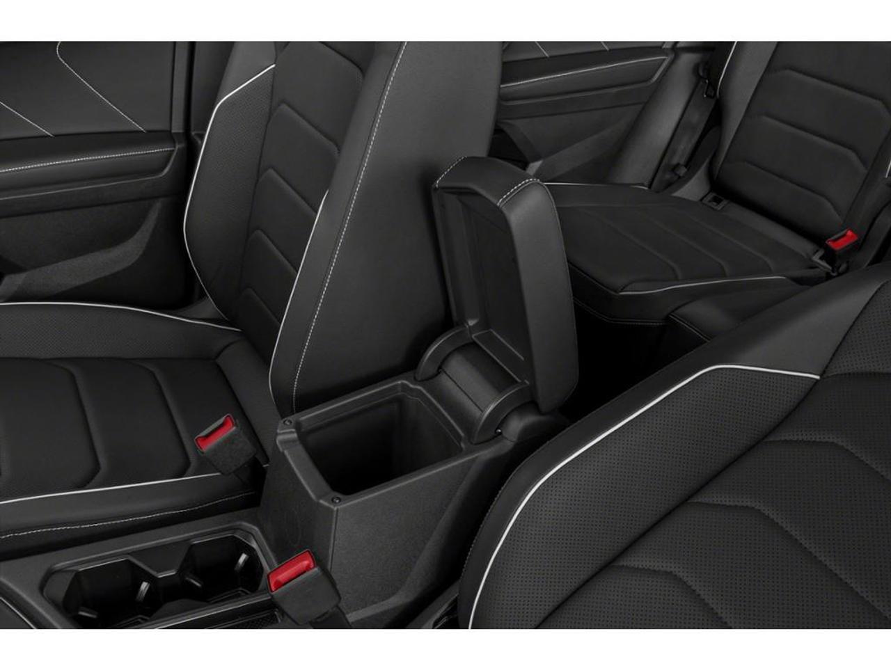 2022 Volkswagen Tiguan Highline R-line Photo