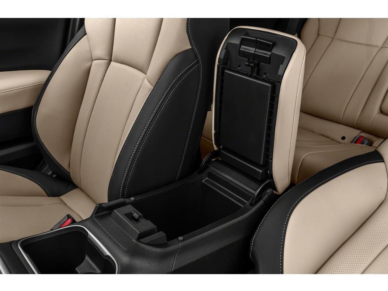 2020 Subaru Outback LIMITED Photo