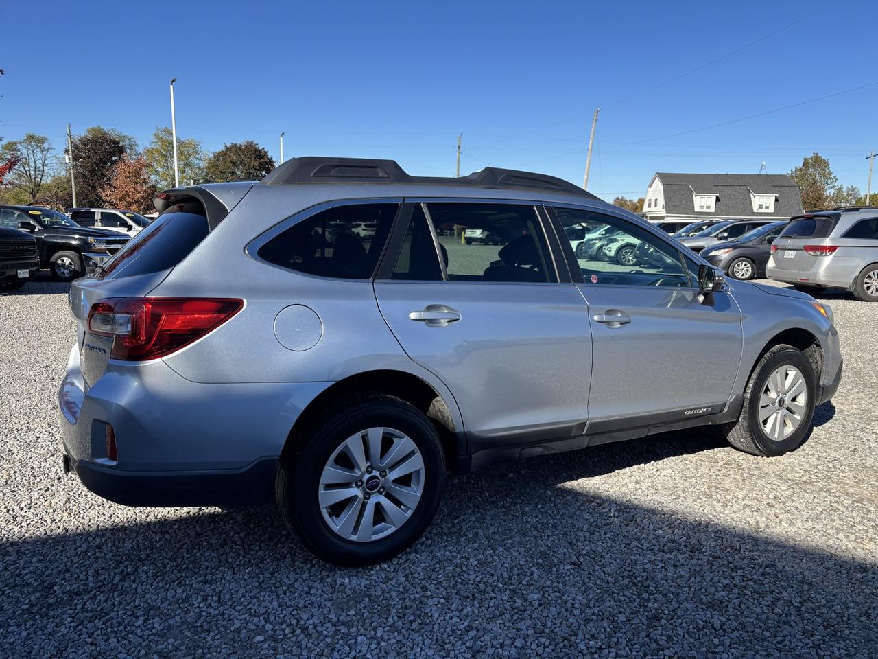 2017 Subaru Outback 2.5I Premium Photo
