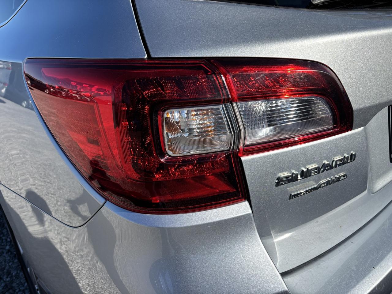 2017 Subaru Outback 2.5I Premium Photo
