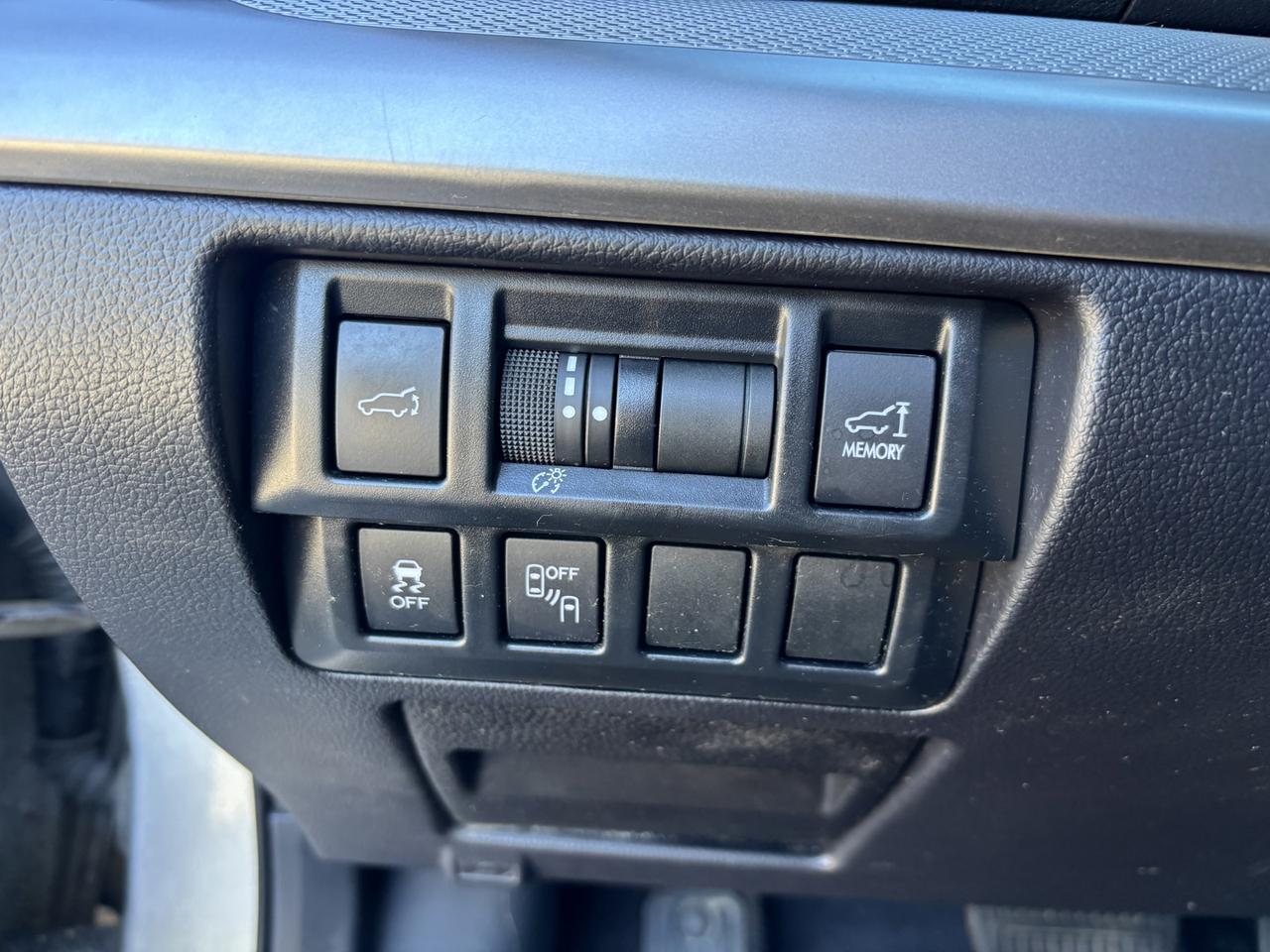 2017 Subaru Outback 2.5I Premium Photo