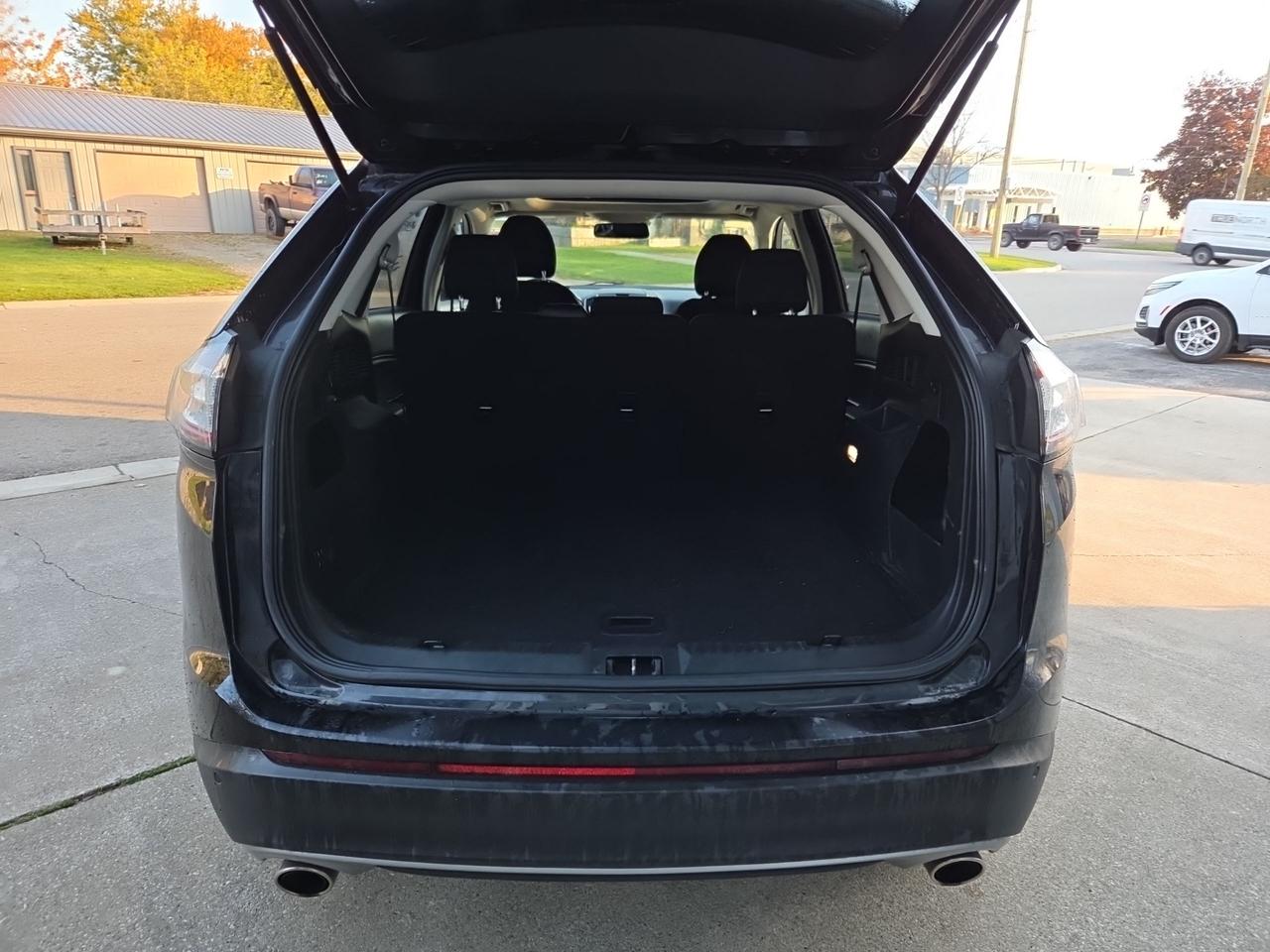 2018 Ford Edge SEL Photo