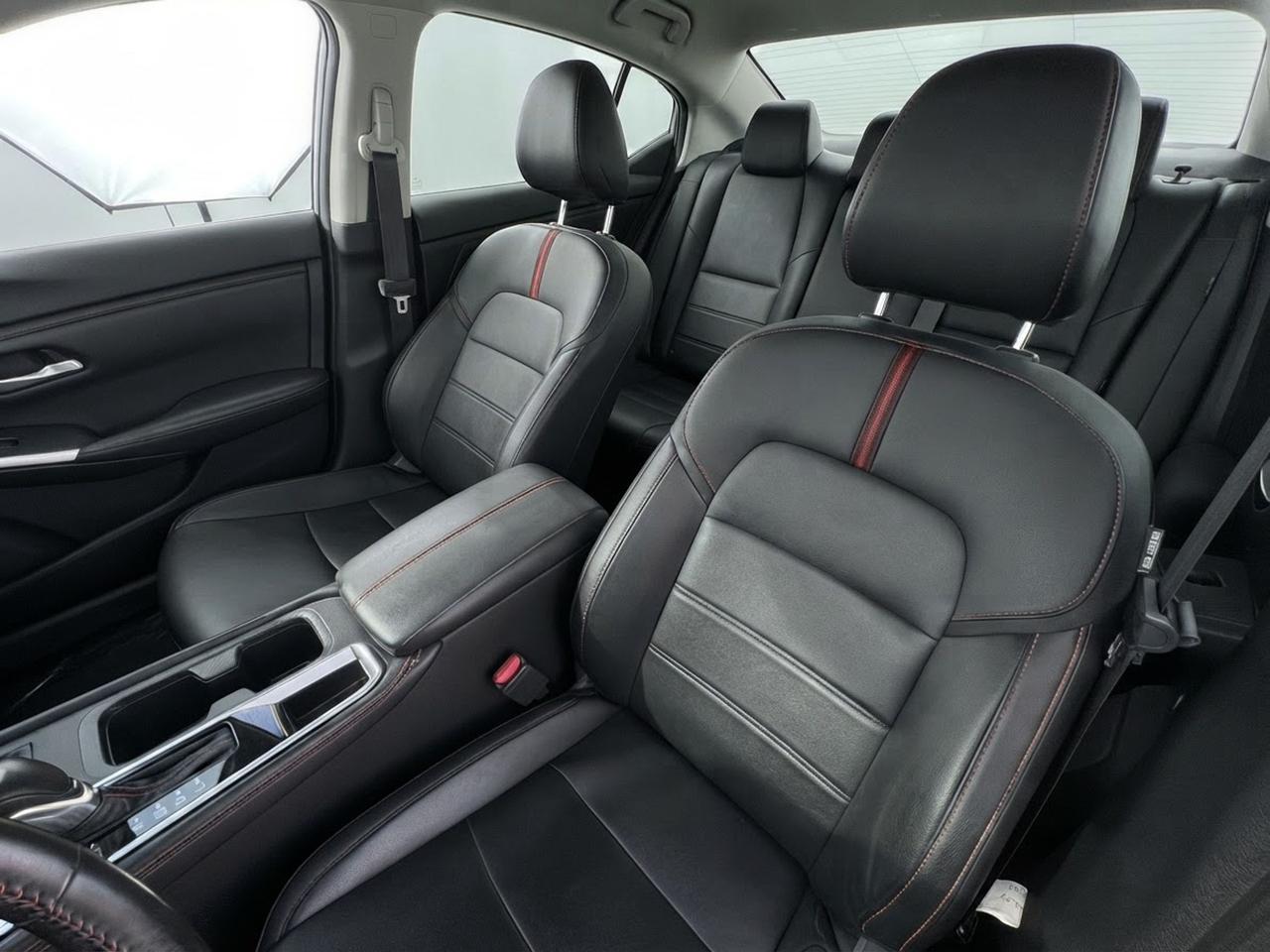 2021 Nissan Sentra SR Photo