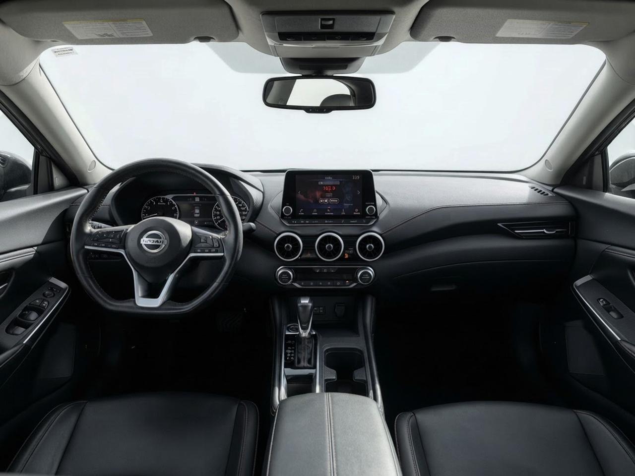 2021 Nissan Sentra SR Photo