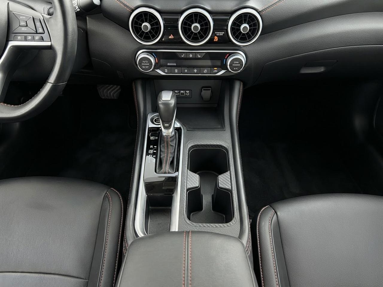 2021 Nissan Sentra SR Photo