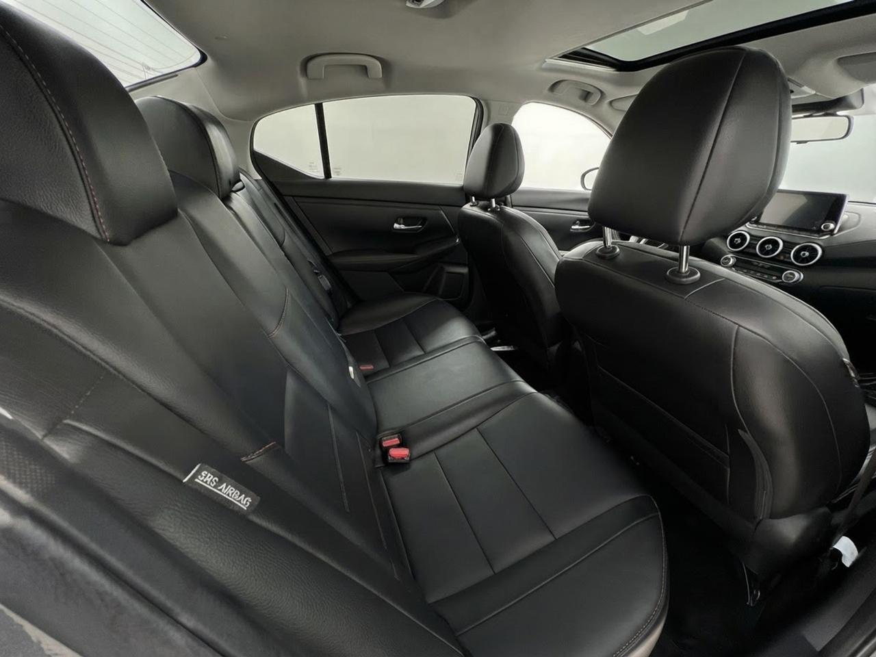 2021 Nissan Sentra SR Photo