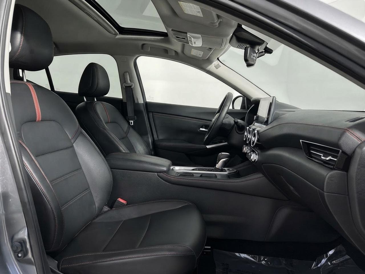 2021 Nissan Sentra SR Photo