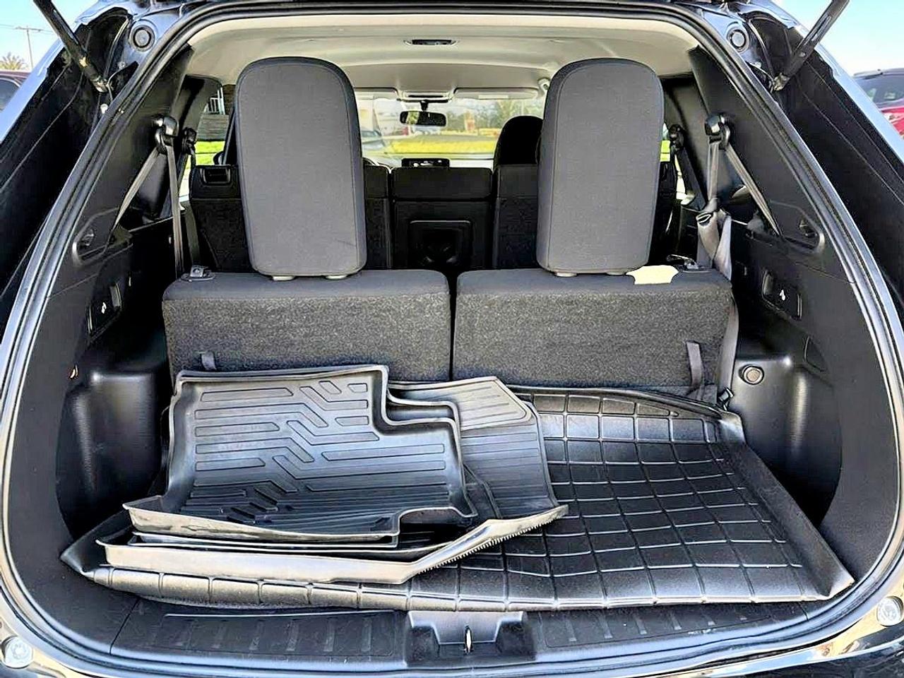 2022 Mitsubishi Outlander ES Photo