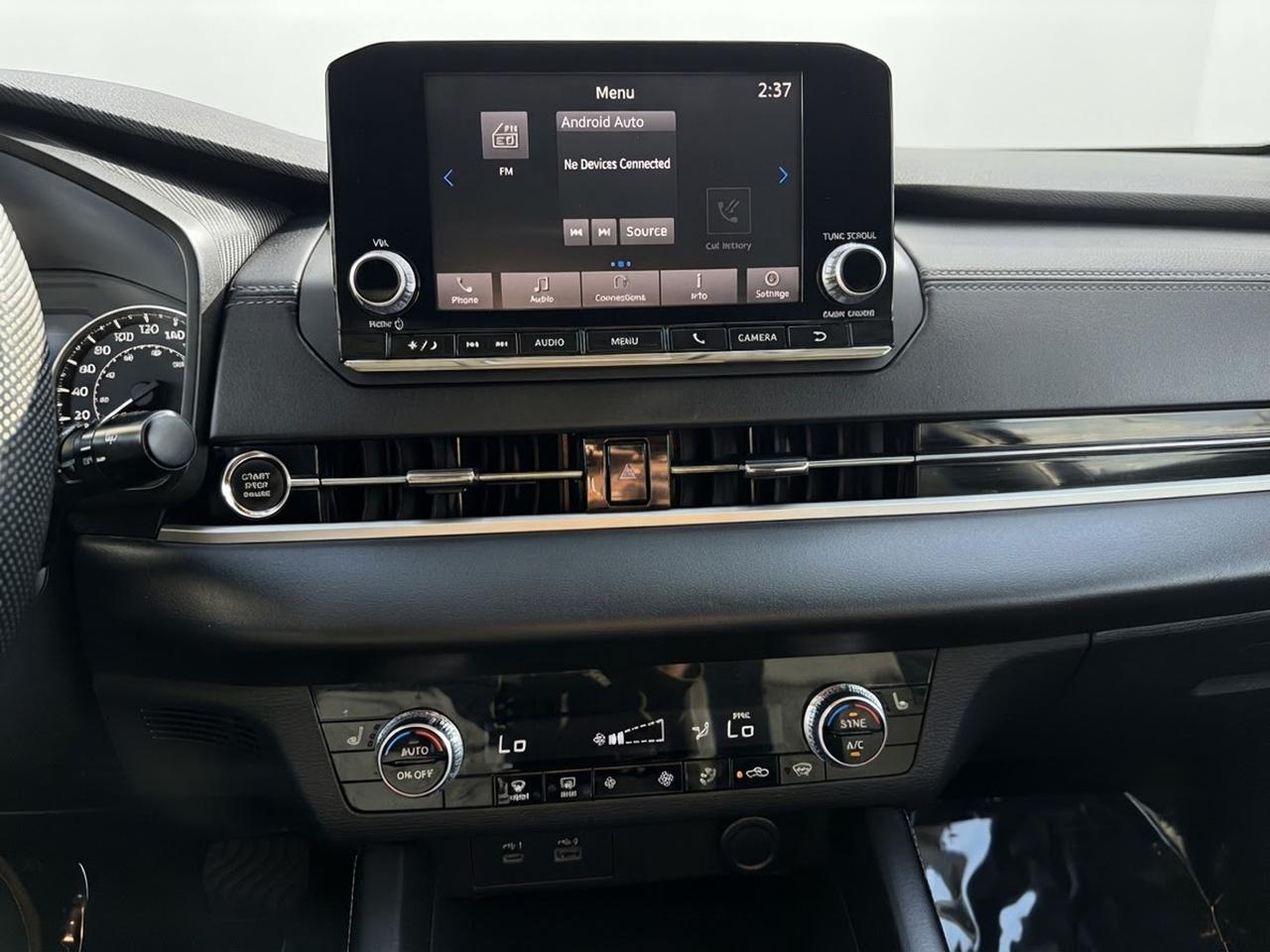 2022 Mitsubishi Outlander ES Photo