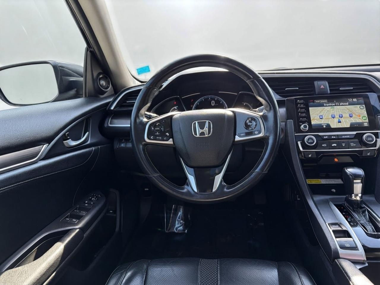 2019 Honda Civic Touring Photo