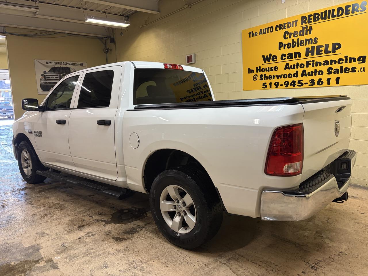 2016 RAM 1500 ST Photo