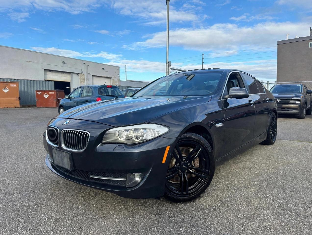 2013 BMW 5 Series 535i xDrive Photo0