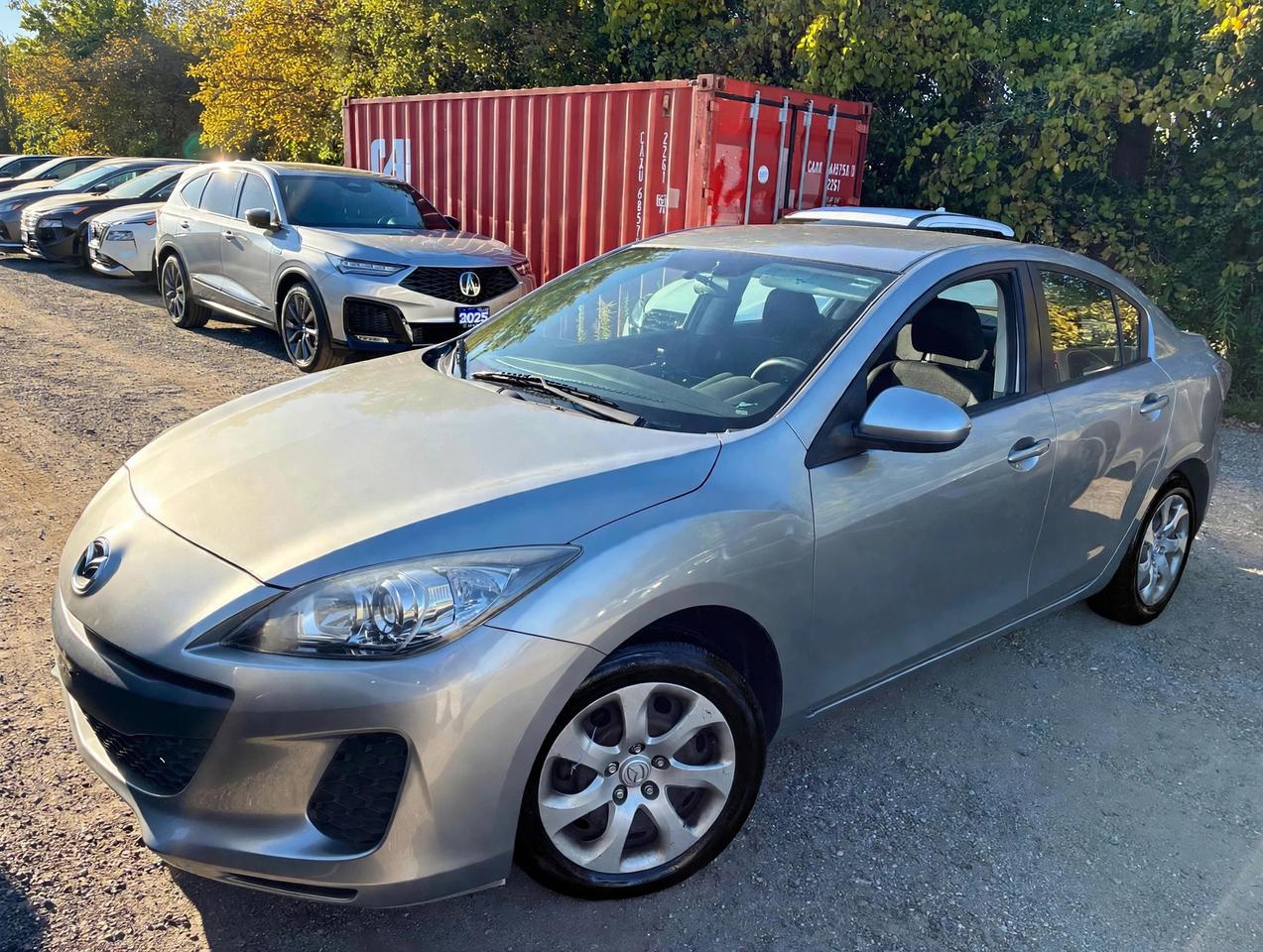 2012 Mazda MAZDA3 GX Photo