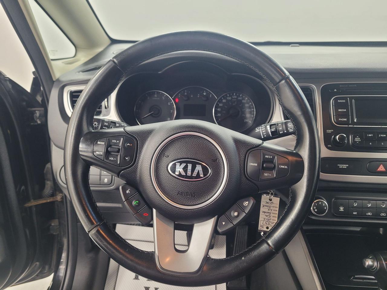 2015 Kia Rondo LX Photo33