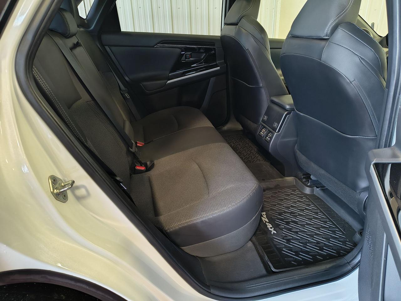 2023 Toyota bZ4X XLE Photo
