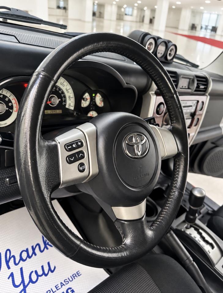 2007 Toyota FJ Cruiser 4WD - Outstanding Condition Trade-In Photo