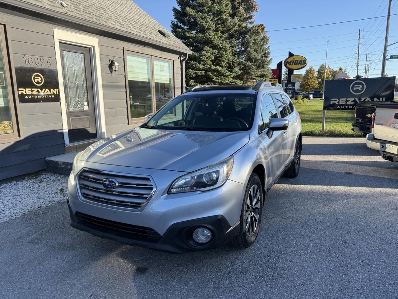 2017 Subaru Outback LIMITED Photo