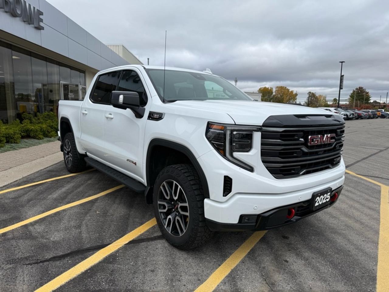 2025 GMC Sierra 1500 AT4 Photo1