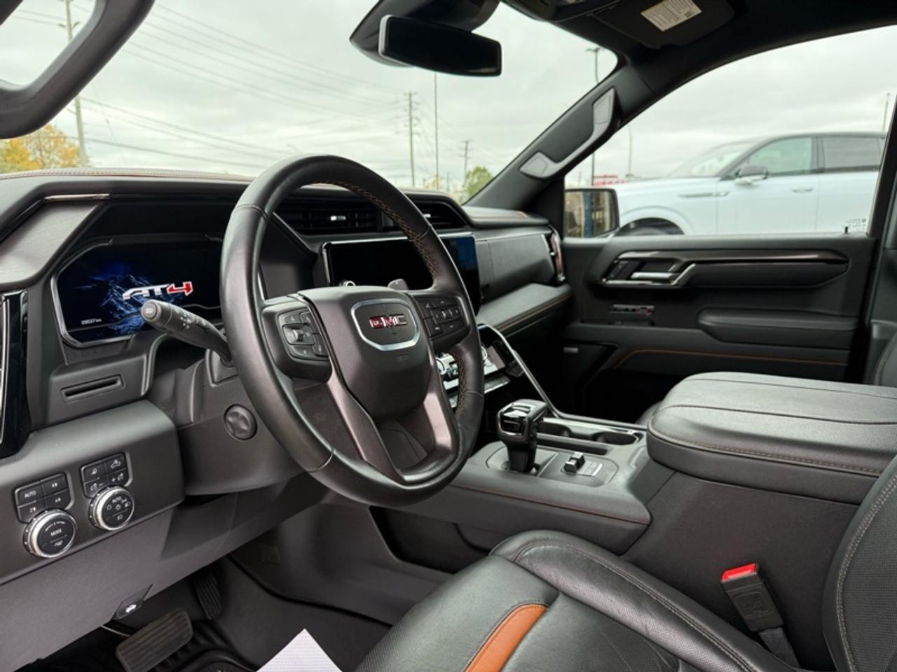 2025 GMC Sierra 1500 AT4 Photo