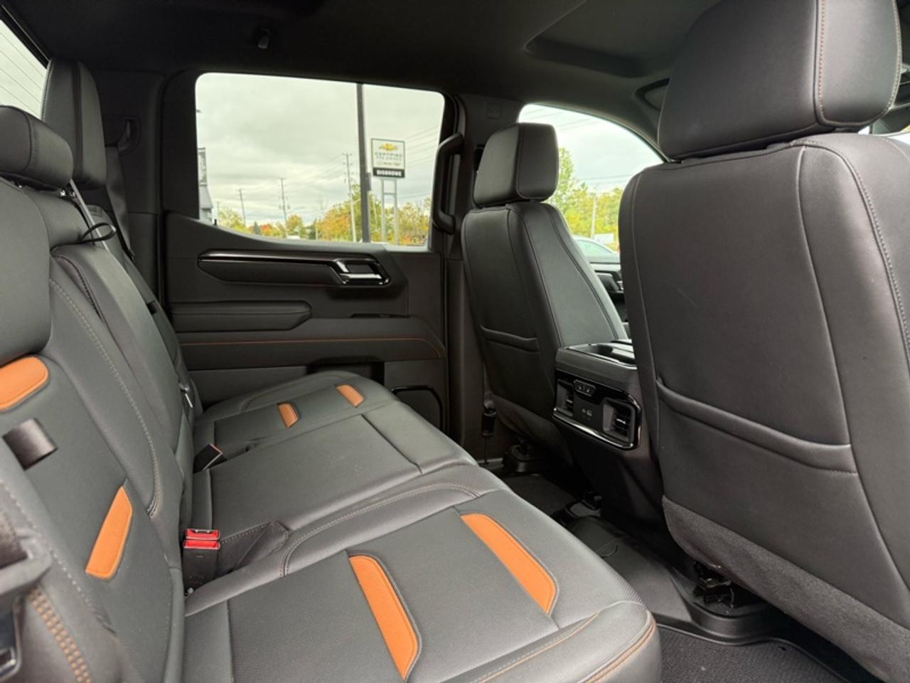 2025 GMC Sierra 1500 AT4 Photo